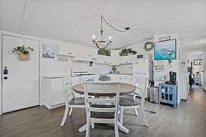 Boat & Fish on Lewisville Lake: Pet-friendly Haven