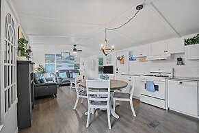 Boat & Fish on Lewisville Lake: Pet-friendly Haven