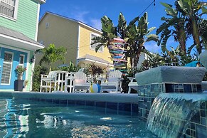 7 Mi to Disney: Reunion Resort Oasis w/ Pool
