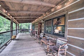 Franklin Cabin Surrounded by Smoky Mountains!