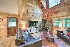 Franklin Cabin Surrounded by Smoky Mountains!