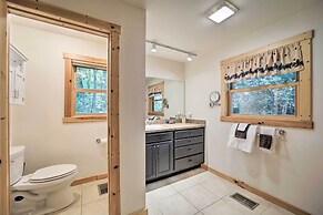 Franklin Cabin Surrounded by Smoky Mountains!