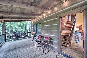 Franklin Cabin Surrounded by Smoky Mountains!