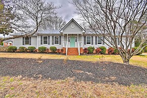 Pet-friendly Lillington Abode ~ 1 Mi to River