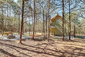 Dreamy Lead Hill Cottage w/ Fire Pit & Hammock!
