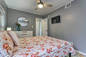 Cozy Destin Condo w/ Amenities + Private Beach!