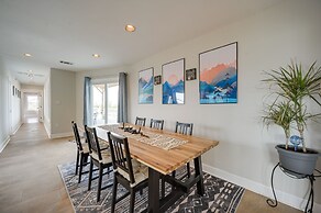 Pet-friendly Texas Retreat w/ Deck & Gas Grill!