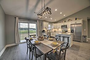 Cozy Murray Retreat Near MSU & Local Eateries