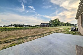Cozy Murray Retreat Near MSU & Local Eateries