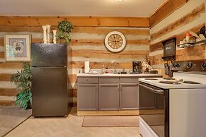 Riverfront Couple's Retreat in Smoky Mountains!