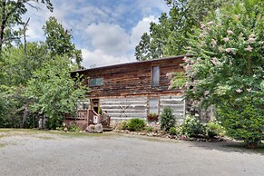 Riverfront Couple's Retreat in Smoky Mountains!