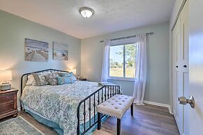 Southport Getaway w/ Private Pool ~ 15 Mi to Pcb!