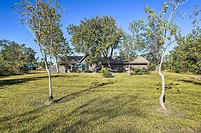 Southport Getaway w/ Private Pool ~ 15 Mi to Pcb!