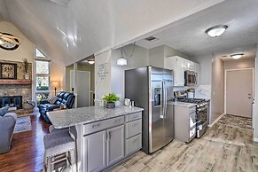 Southport Getaway w/ Private Pool ~ 15 Mi to Pcb!