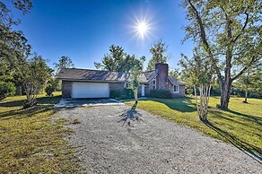 Southport Getaway w/ Private Pool ~ 15 Mi to Pcb!