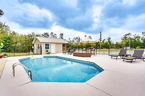 Southport Getaway w/ Private Pool ~ 15 Mi to Pcb!