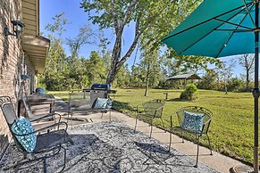 Southport Getaway w/ Private Pool ~ 15 Mi to Pcb!