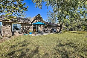 Southport Getaway w/ Private Pool ~ 15 Mi to Pcb!