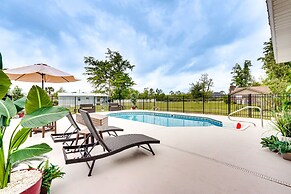 Southport Getaway w/ Private Pool ~ 15 Mi to Pcb!