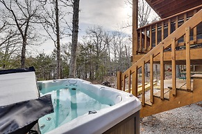 Waterfront Home on Beaver Lake w/ 2 Decks!