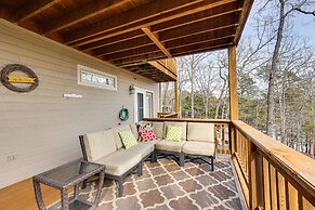 Waterfront Home on Beaver Lake w/ 2 Decks!