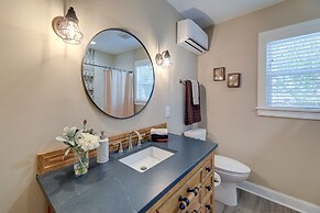 Lovely Morehead City Home w/ Fire Pit & Gas Grill