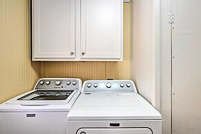 Renovated 'carnegie Cottage' - Walk to Dtwn!