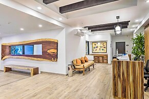 Luxe Puerto Vallarta Condo, Steps From it All