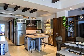Luxe Puerto Vallarta Condo, Steps From it All