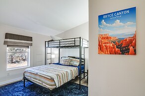 13 Mi to Lake Powell: Mtn-view Home w/ Deck & BBQ