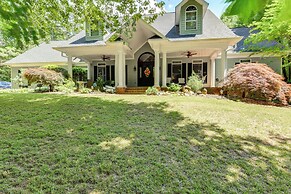 Sherrills Ford Escape w/ Hot Tub, Deck & Yard