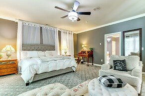 Sherrills Ford Escape w/ Hot Tub, Deck & Yard