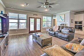 Private Dock & Boat House: Lakefront Mabank Home