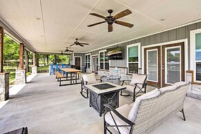 Private Dock & Boat House: Lakefront Mabank Home