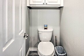 Private Dock & Boat House: Lakefront Mabank Home