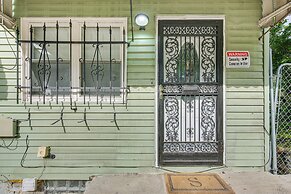 West Oakland Home - 2 Mi to Downtown Pittsburgh!