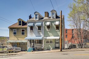 West Oakland Home - 2 Mi to Downtown Pittsburgh!