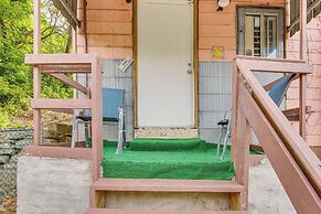 West Oakland Home - 2 Mi to Downtown Pittsburgh!