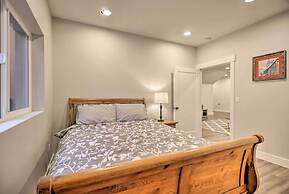 Chic Farmhouse w/ Creek in Heart of Wine Country!