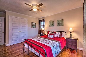 Cottage w/ Deck & Bbq: 2 Mi to Dale Hollow Lake!