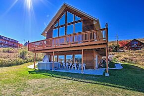 Garden City Lake House: Hot Tub & Views!