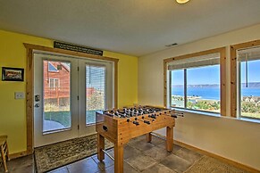 Garden City Lake House: Hot Tub & Views!