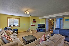 Garden City Lake House: Hot Tub & Views!