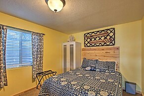 Garden City Lake House: Hot Tub & Views!