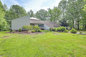 Unique Pet-friendly Dover Home w/ Skylight