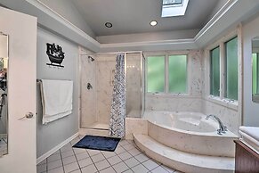 Private Yard: Pet-friendly Home in Dover