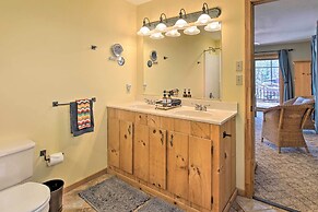 Cabin w/ Decks & Fire Pit Near Lost River!