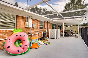 Pet-friendly Lakeland Escape w/ Private Pool!