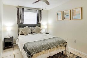 Pet-friendly Lakeland Escape w/ Private Pool!