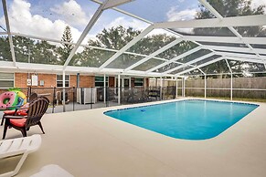 Pet-friendly Lakeland Escape w/ Private Pool!